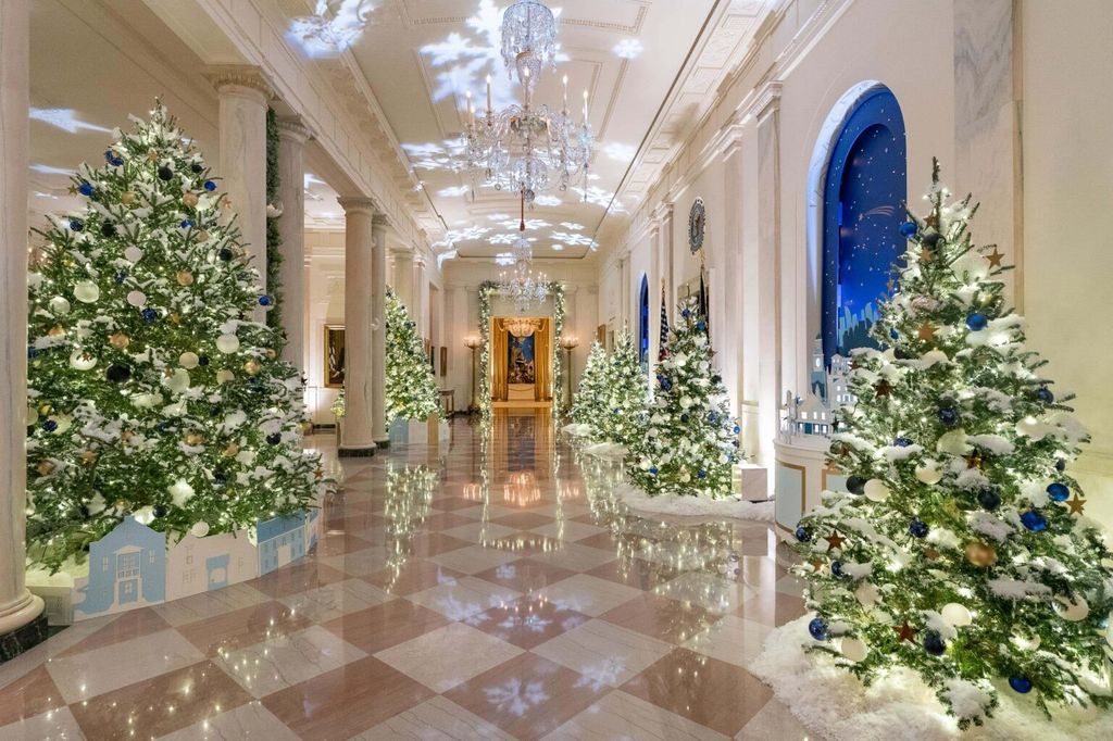 Grand foyer - Casa Bianca