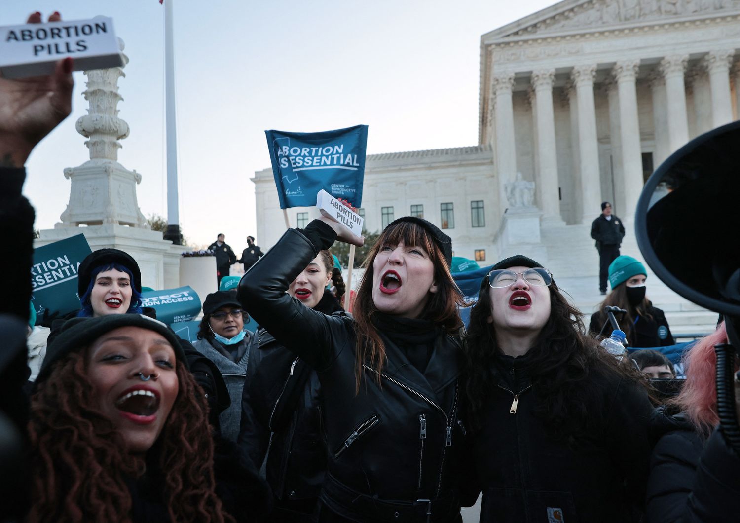 Usa diritto aborto battaglia Corte Suprema