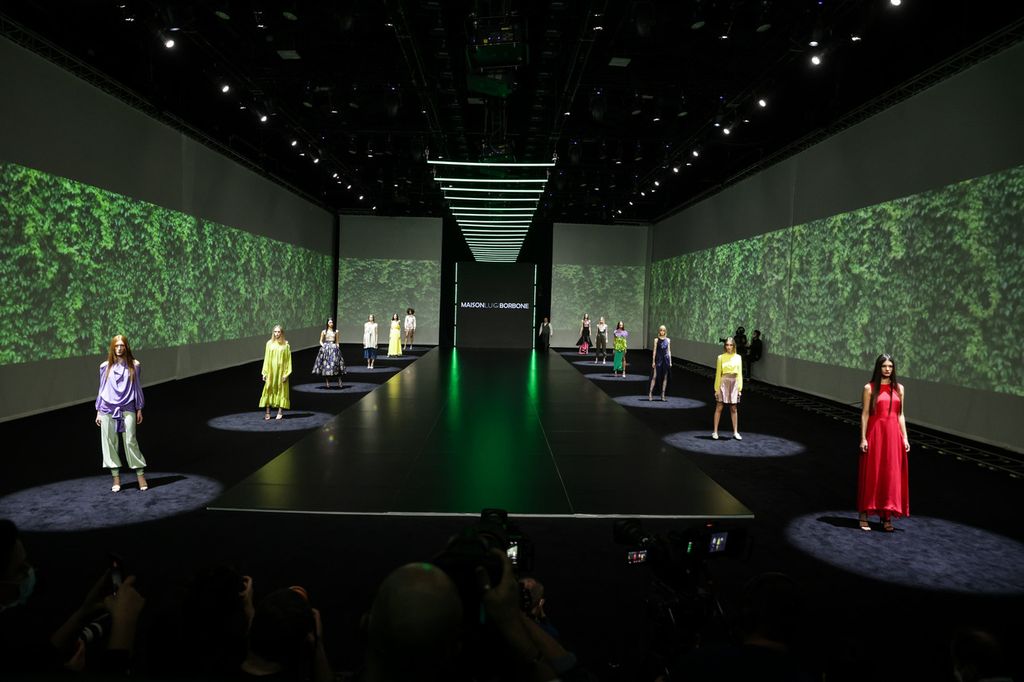 Sfilate di Altaroma negli studi di Cinecitt&agrave;&nbsp;