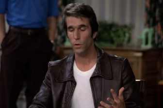 Henry Winkler &egrave; Fonzie in Happy Days