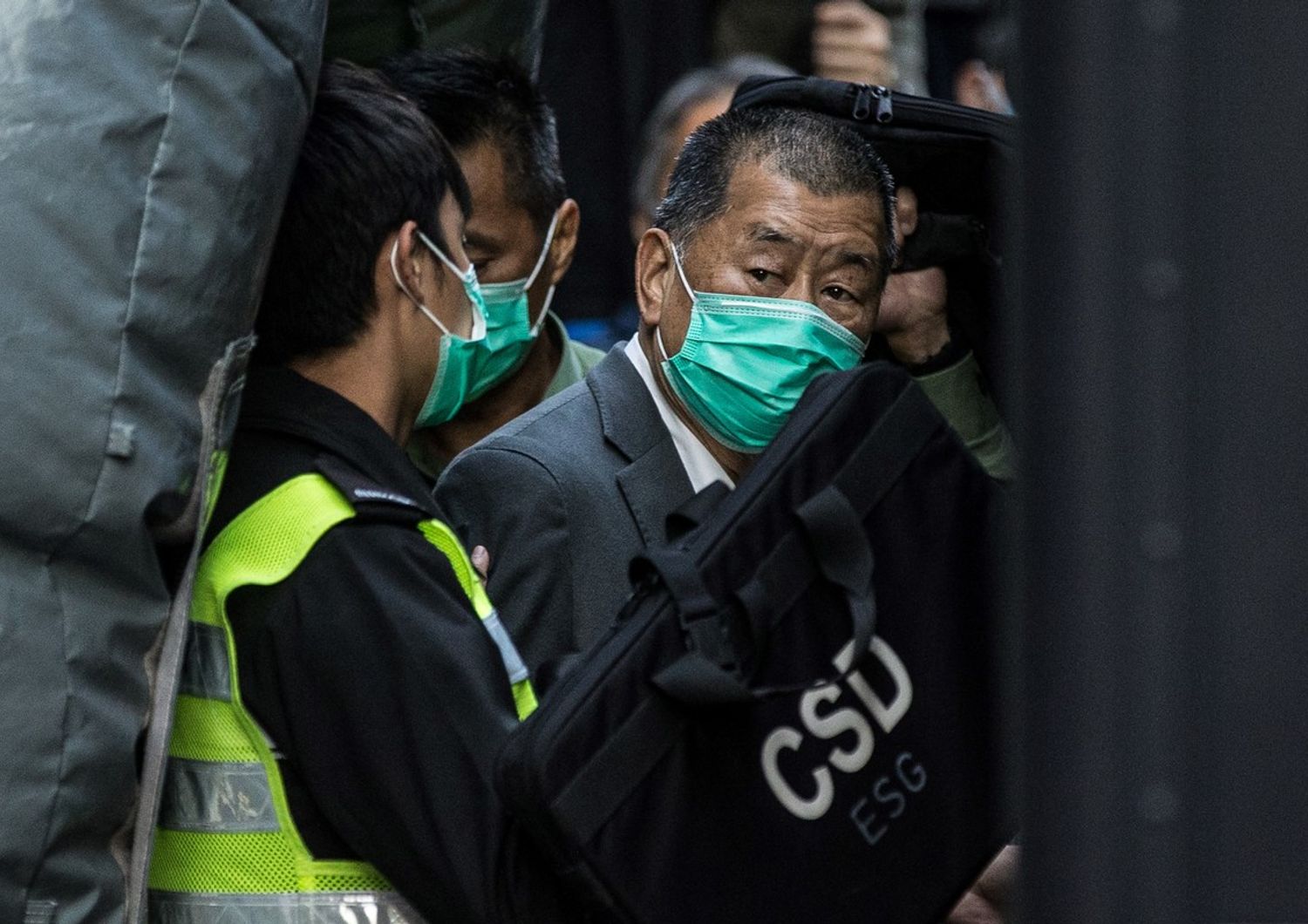 Jimmy Lai scortato nel tribunale di Hong Kong&nbsp;