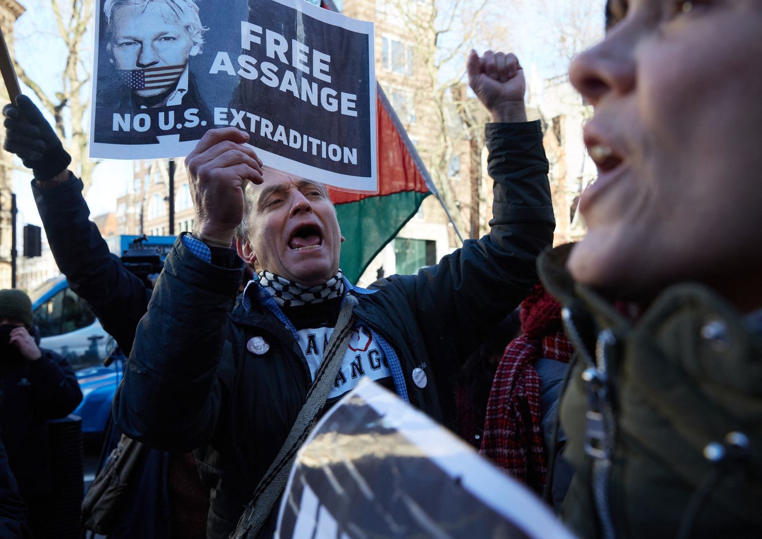 Una manifestazione a Londra contro l'estradizione di Julian Assange negli Usa&nbsp;