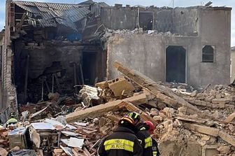 Macerie dopo l'esplosione a Ravanusa