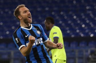 Christian Eriksen con la maglia dell'Inter