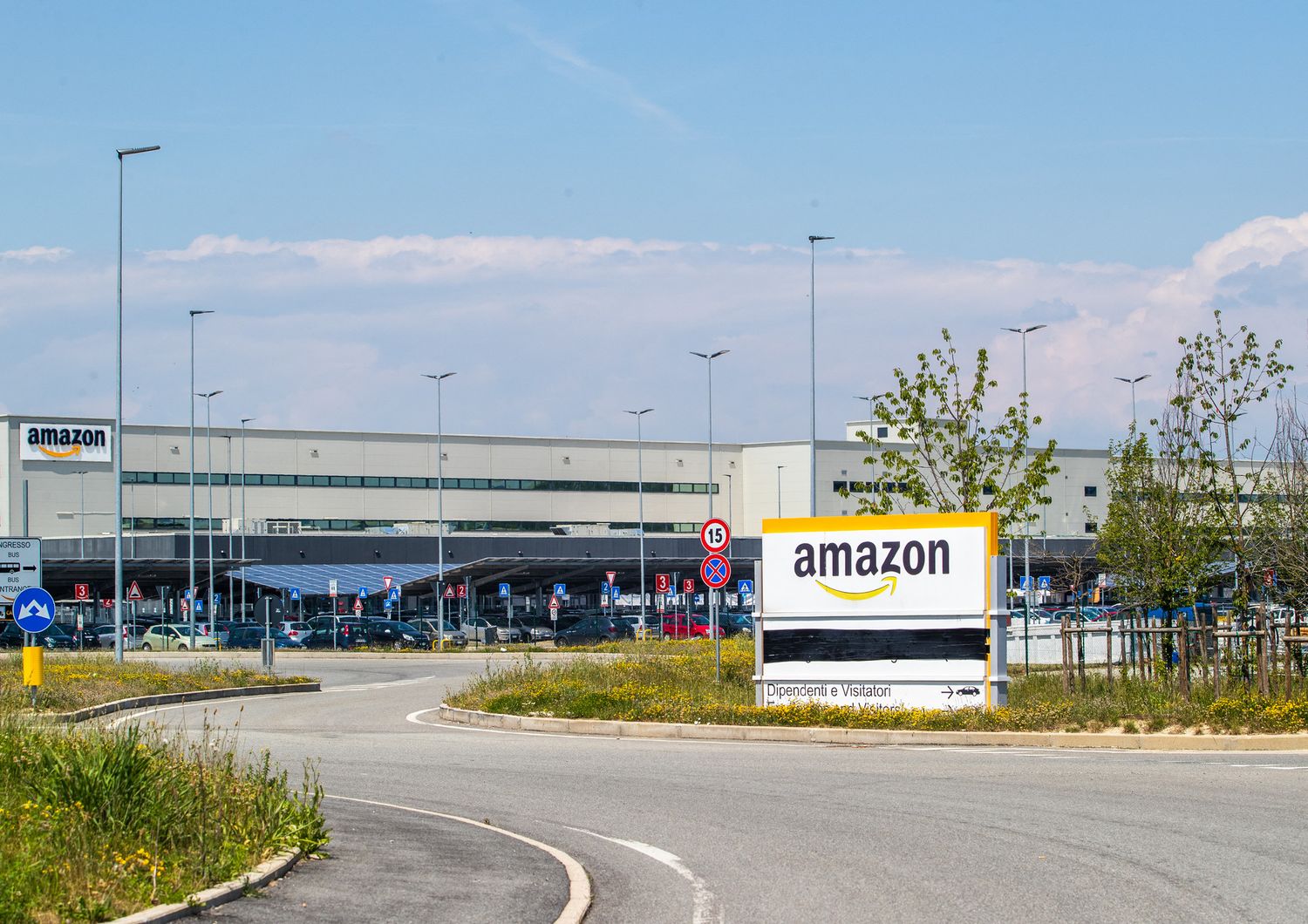 L'hub di Amazon a Torrazza Piemonte