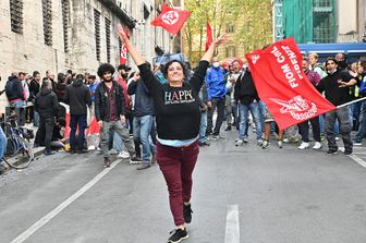 Una manifestazione dei lavoratori della Gkn davanti alla sede del Mise &nbsp;