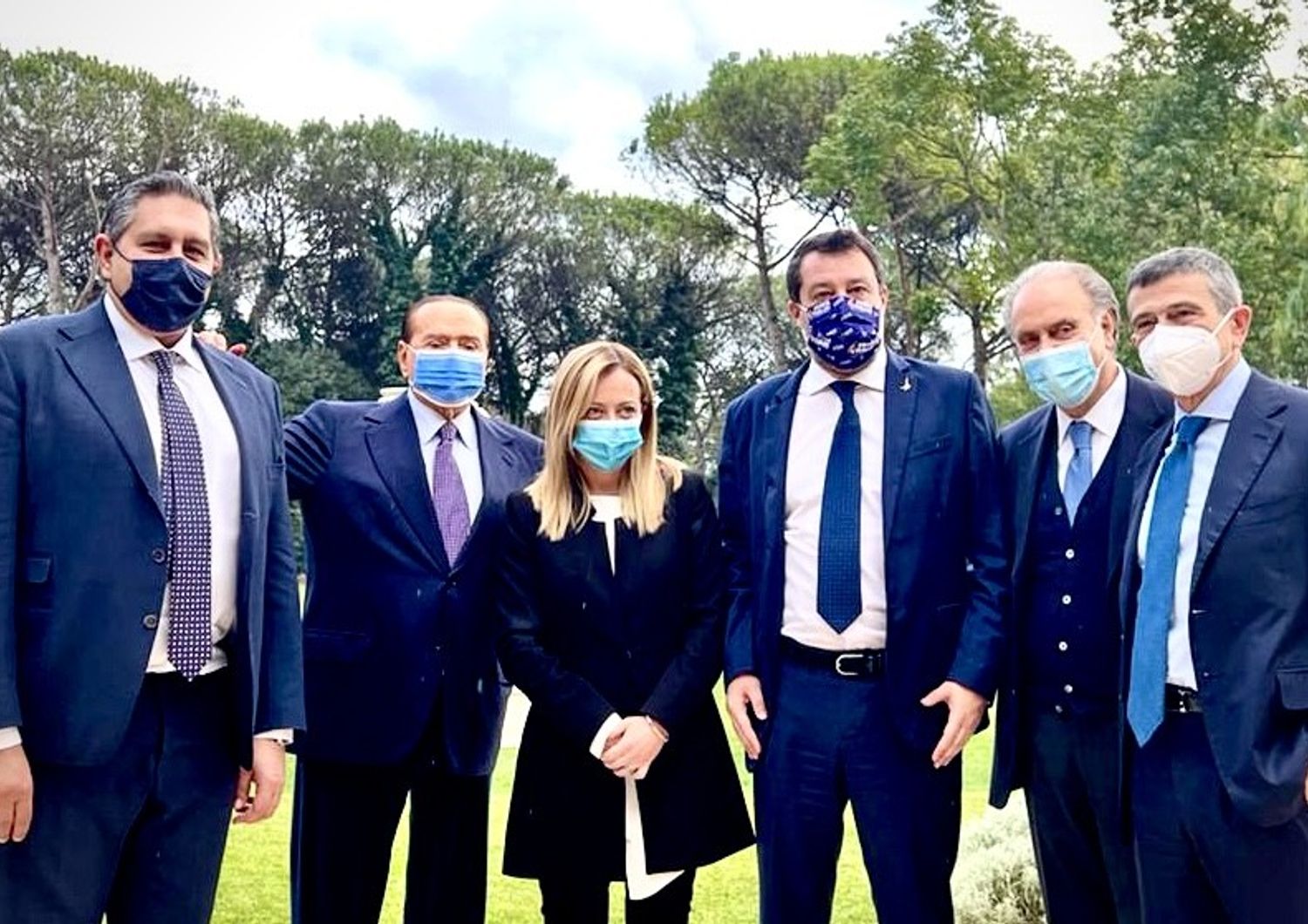 I leader del centrodestra ospiti di Silvio Berlusconi a Villa Grande in un recente vertice