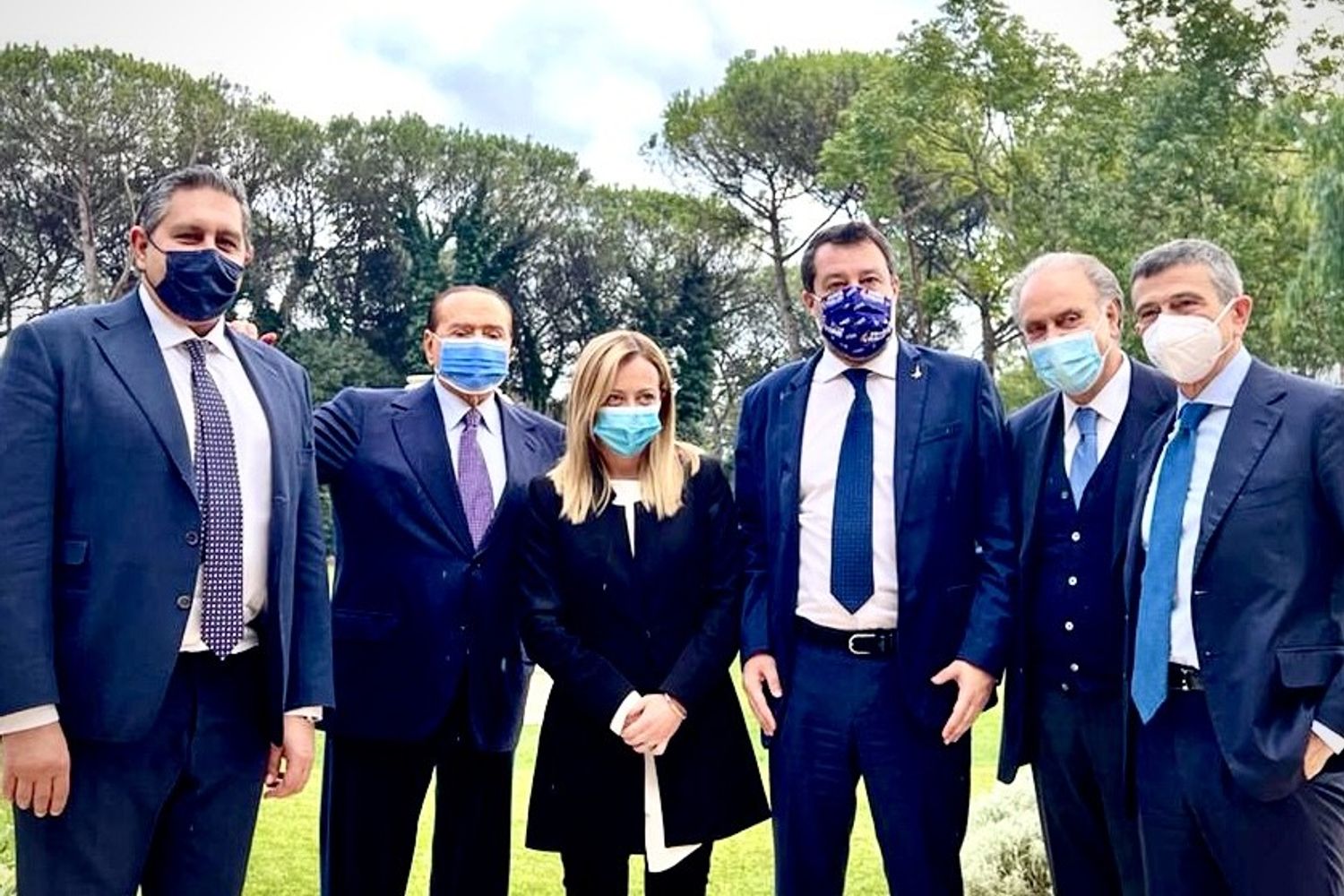 I leader del centrodestra ospiti di Silvio Berlusconi a Villa Grande in un recente vertice