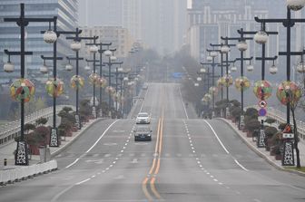 Le strade di Xian deserte per il lockdown