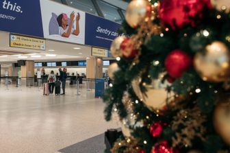 L'aeroporto Jfk di New York nel giorno di Natale