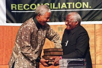 Nelson Mandela e Desmond Tutu