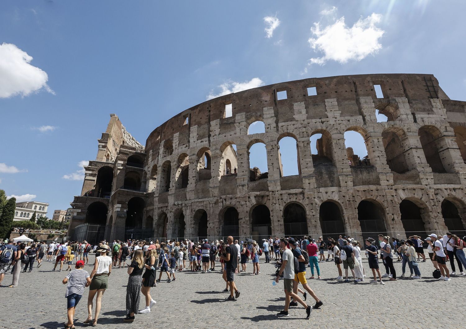 Turisti al Colosseo &nbsp;