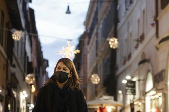 Una via dello shopping a Roma