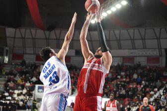 Un momento del match Varese - Napoli della Lega Basket serie A&nbsp;