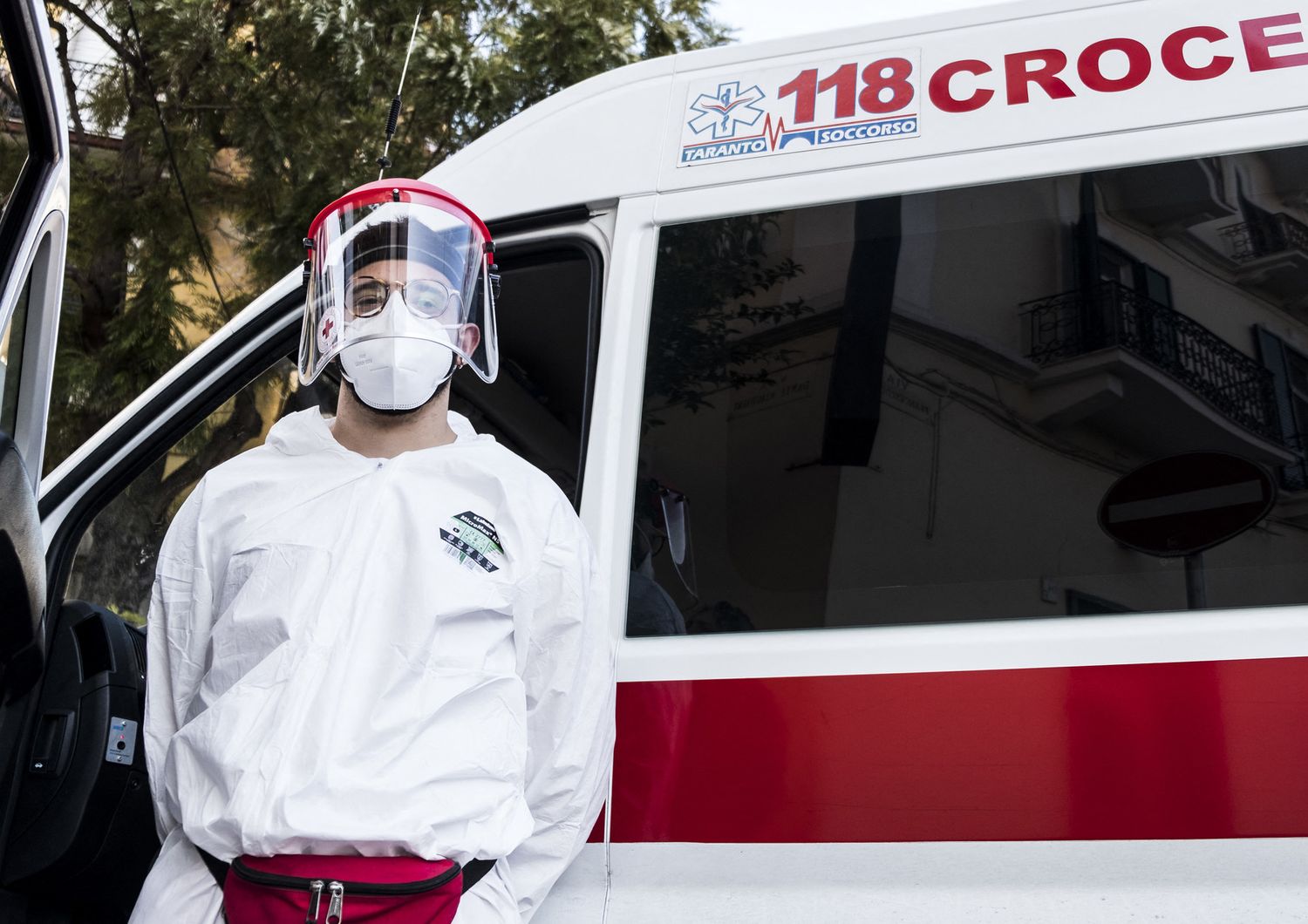 spari contro ambulanze taranto&nbsp;