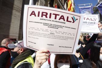 Manifestazione dei lavoratori di Air Italy&nbsp;