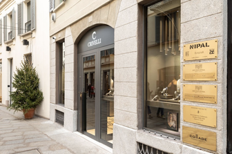 La gioielleria rapinata in via della Spiga