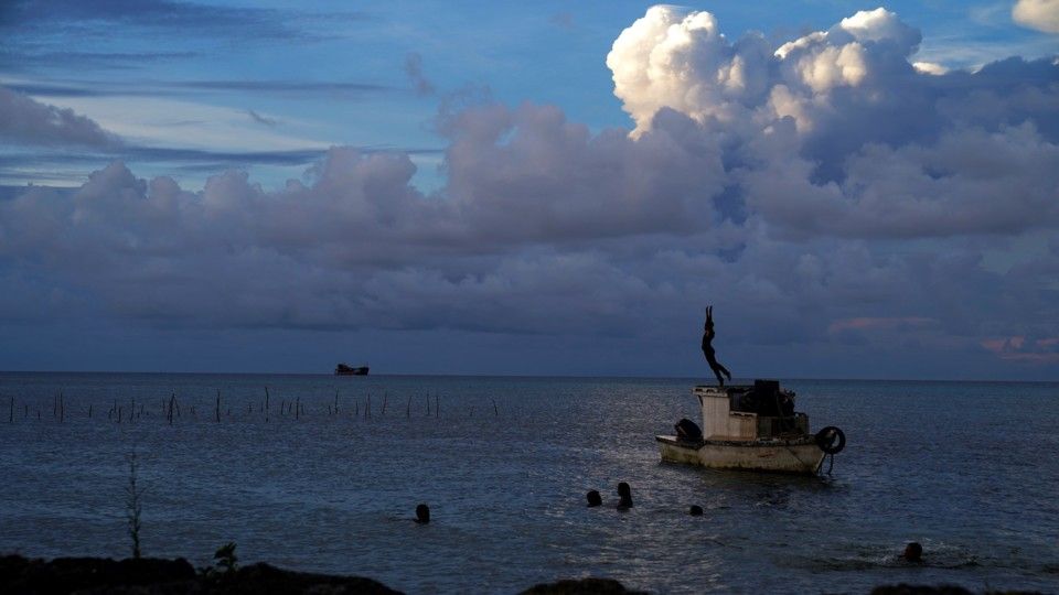 L'eruzione vista dall'isola di Tonga