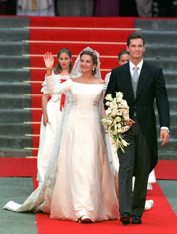L'Infanta Cristina e Inaki Urdangarin il giorno del matrimonio nel 1997
