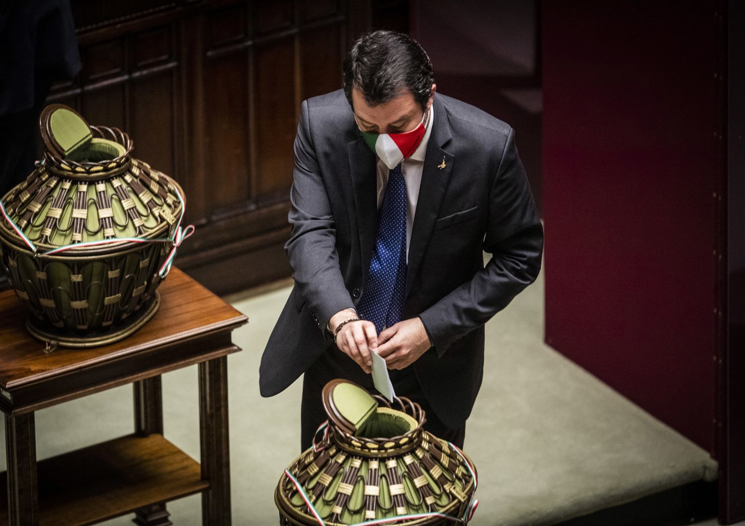 Matteo Salvini durante il voto per Quirinale