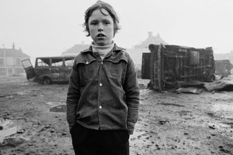 West Belfast, 1972. Un bambino nei pressi di Falls Road