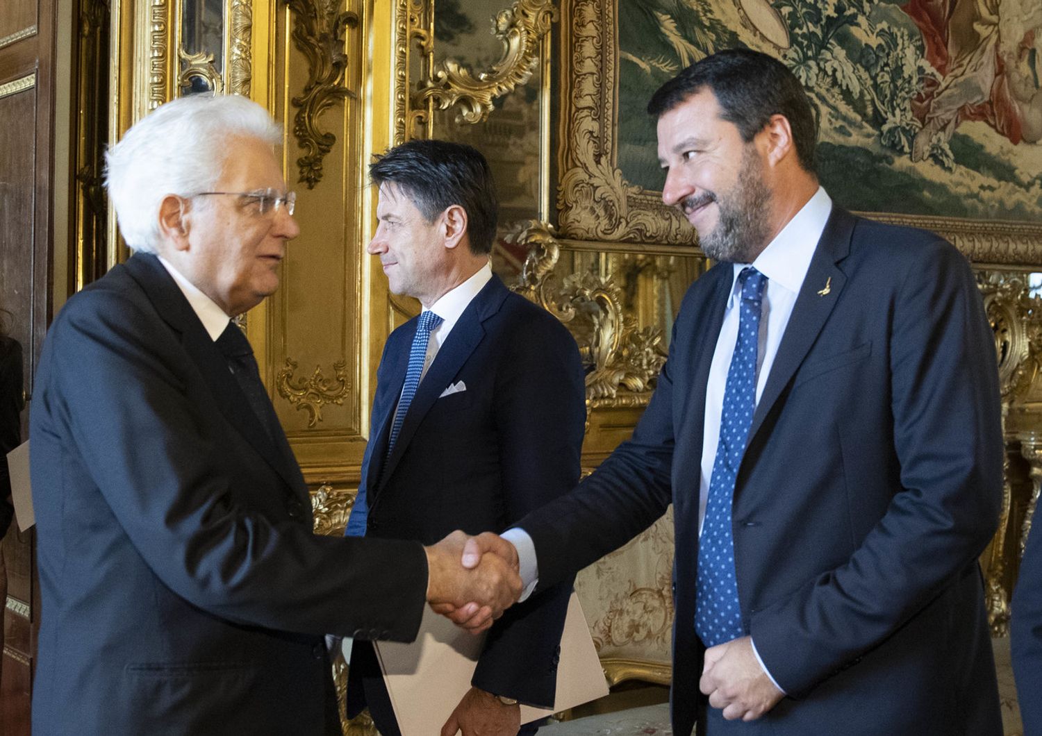 Il presidente della repubblica Sergio Mattarella e il segretario della Lega Matteo Salvini&nbsp;