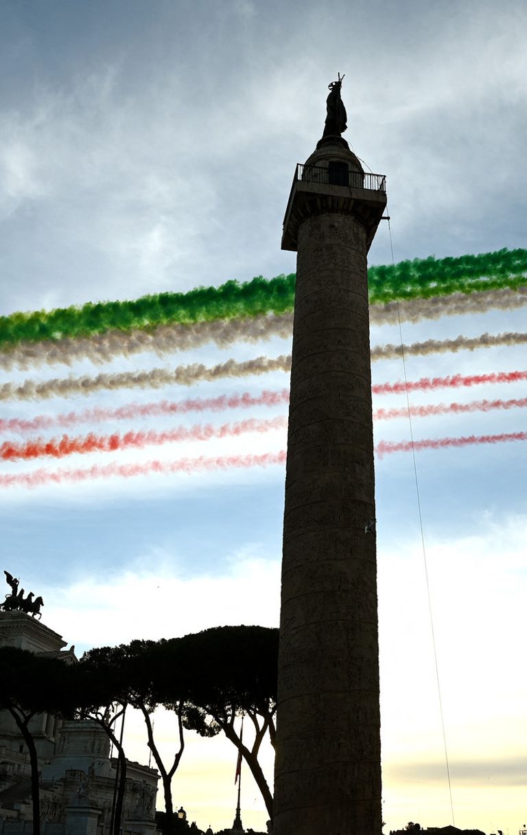 Il volo delle frecce tricolori