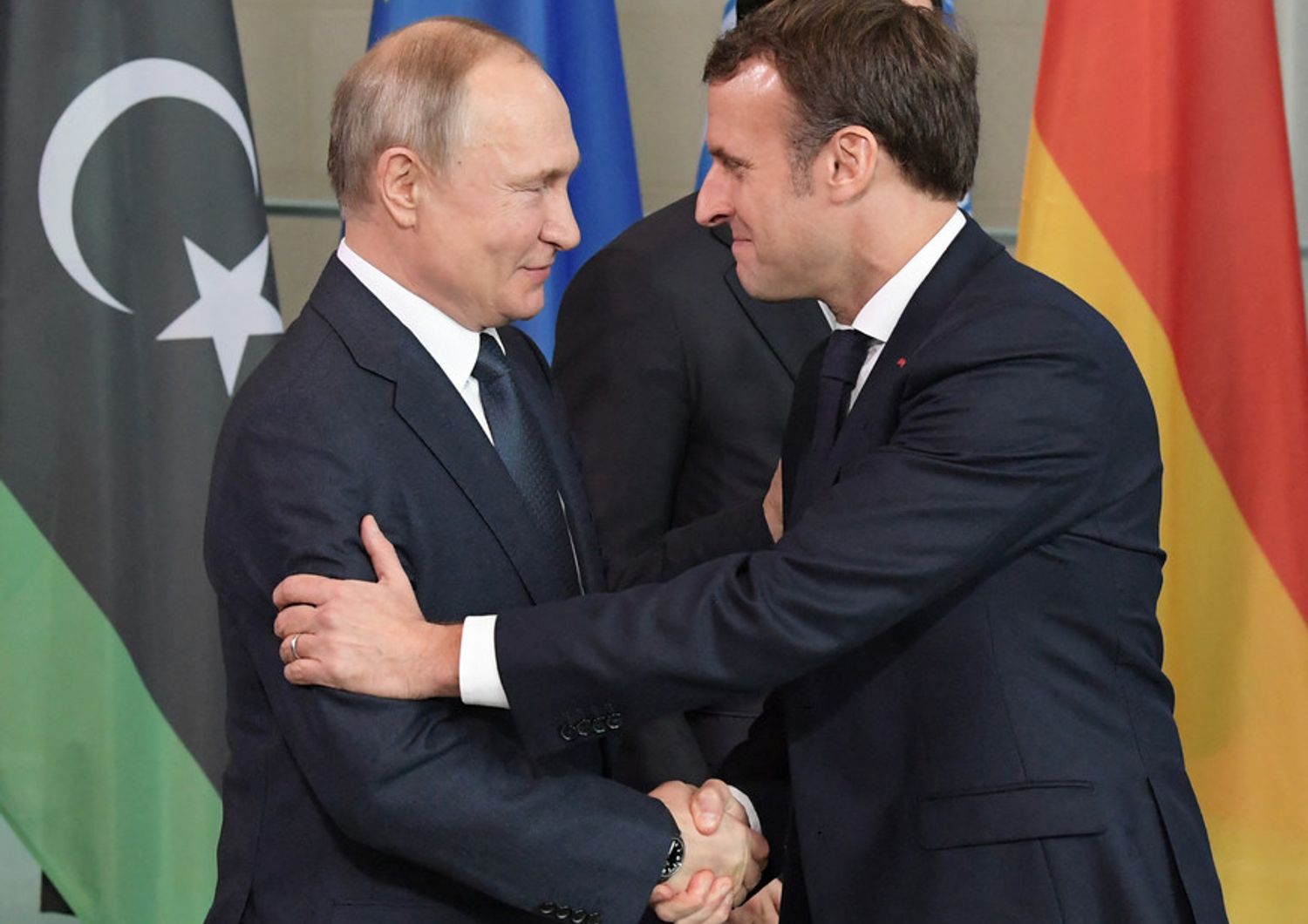 Vladimir Putin con Emmanuel Macron