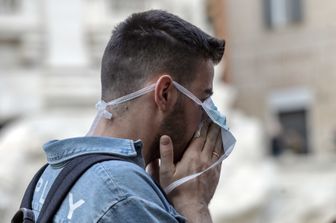 Mascherine all'aperto