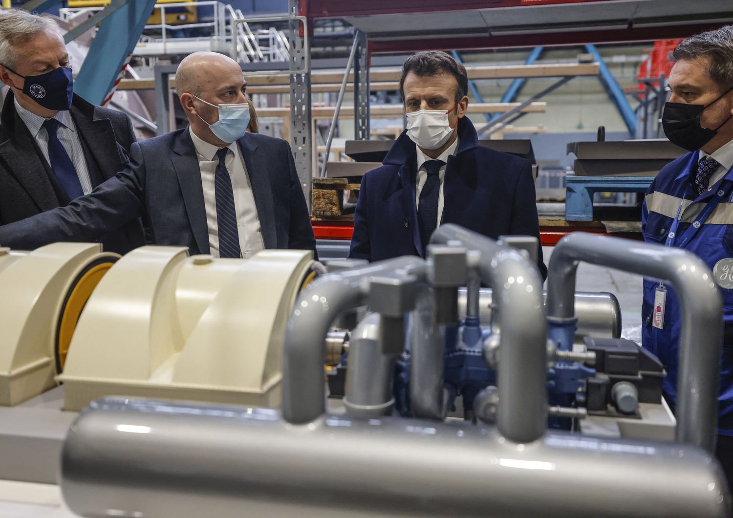 Il presidente Francese Emmanuel Macron visita la fabbrica per i sistemi di turbine nucleari a Belfort&nbsp;