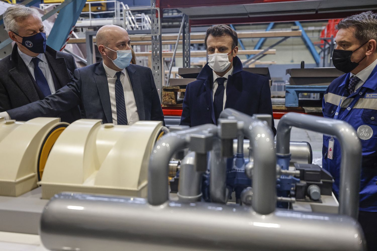 Il presidente Francese Emmanuel Macron visita la fabbrica per i sistemi di turbine nucleari a Belfort&nbsp;