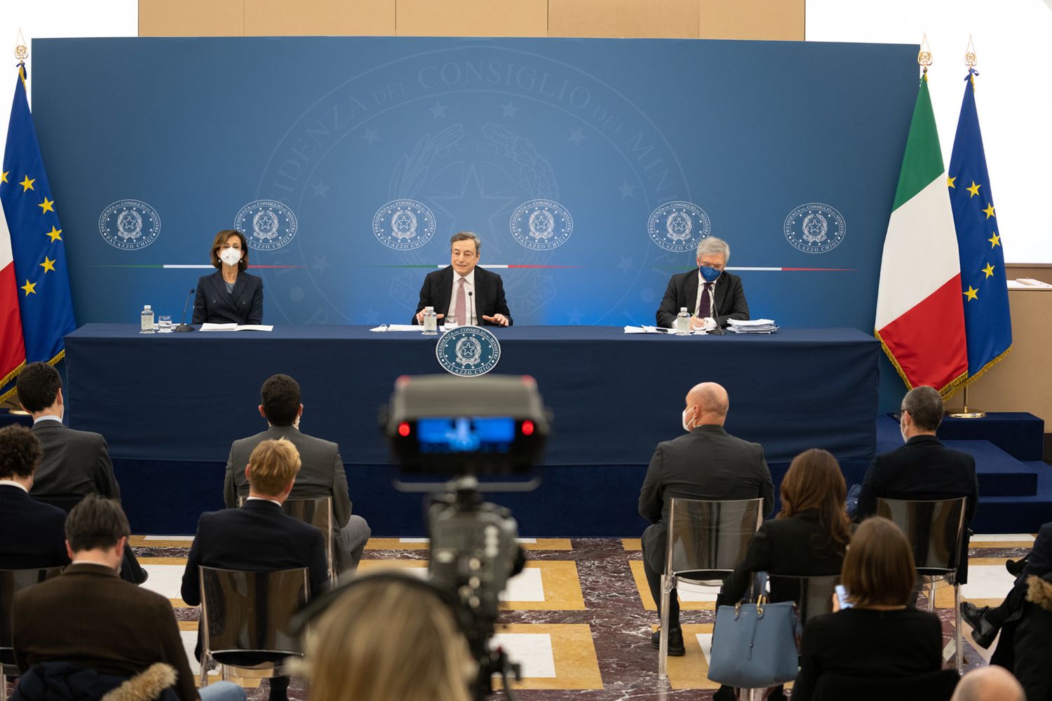 La conferenza stampa del premier Mario Draghi insieme ai ministri Marta Cartabia e Daniele Franco