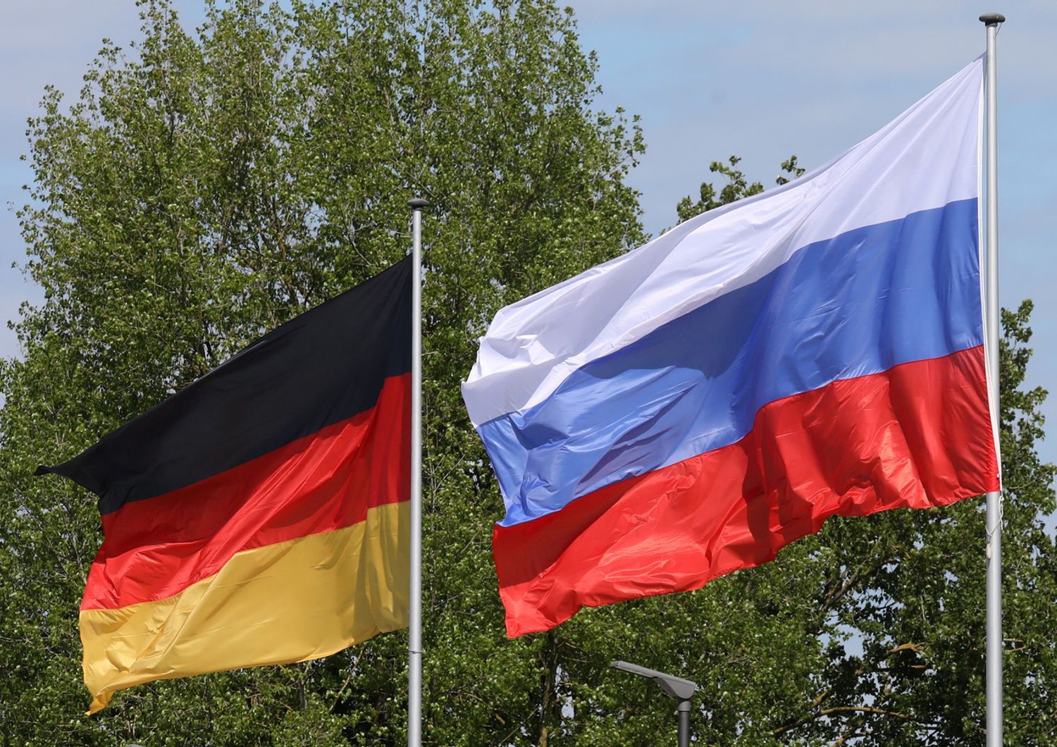 La bandiera tedesca e quella russa&nbsp;