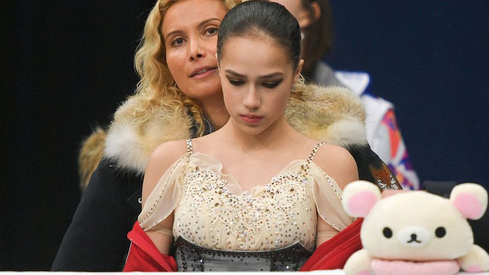 Eteri Tutberidze con una delle sue allieve