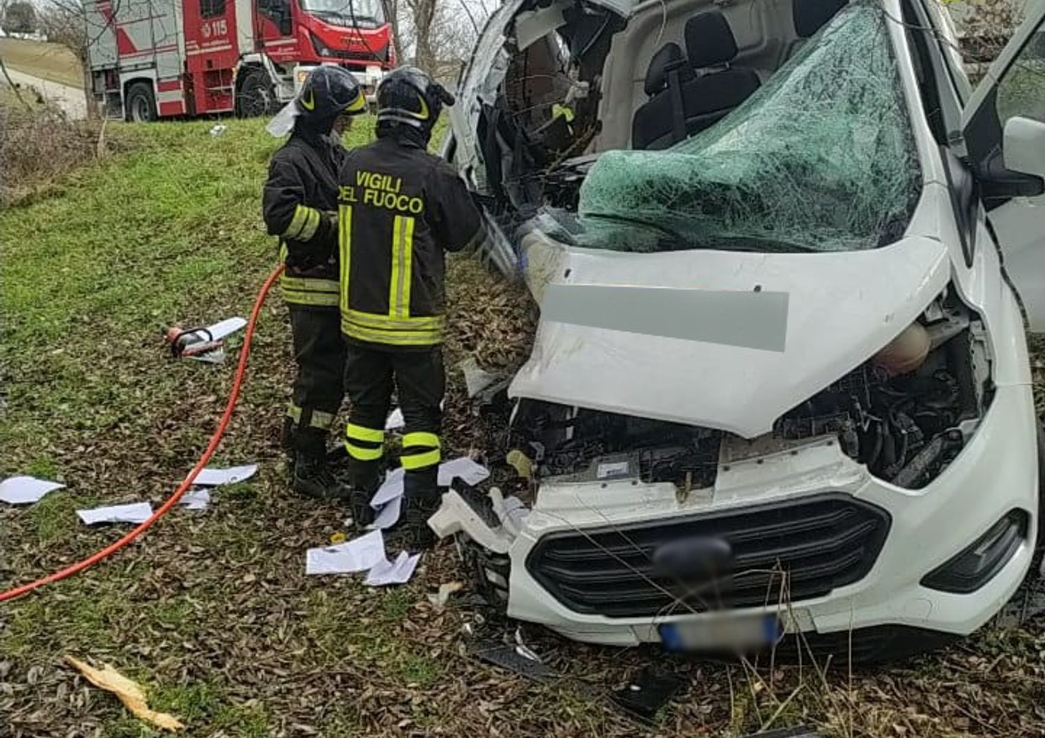 Il furgone distrutto nell'incidente in cui ha perso la vita lo studente impegnato in uno stage&nbsp;