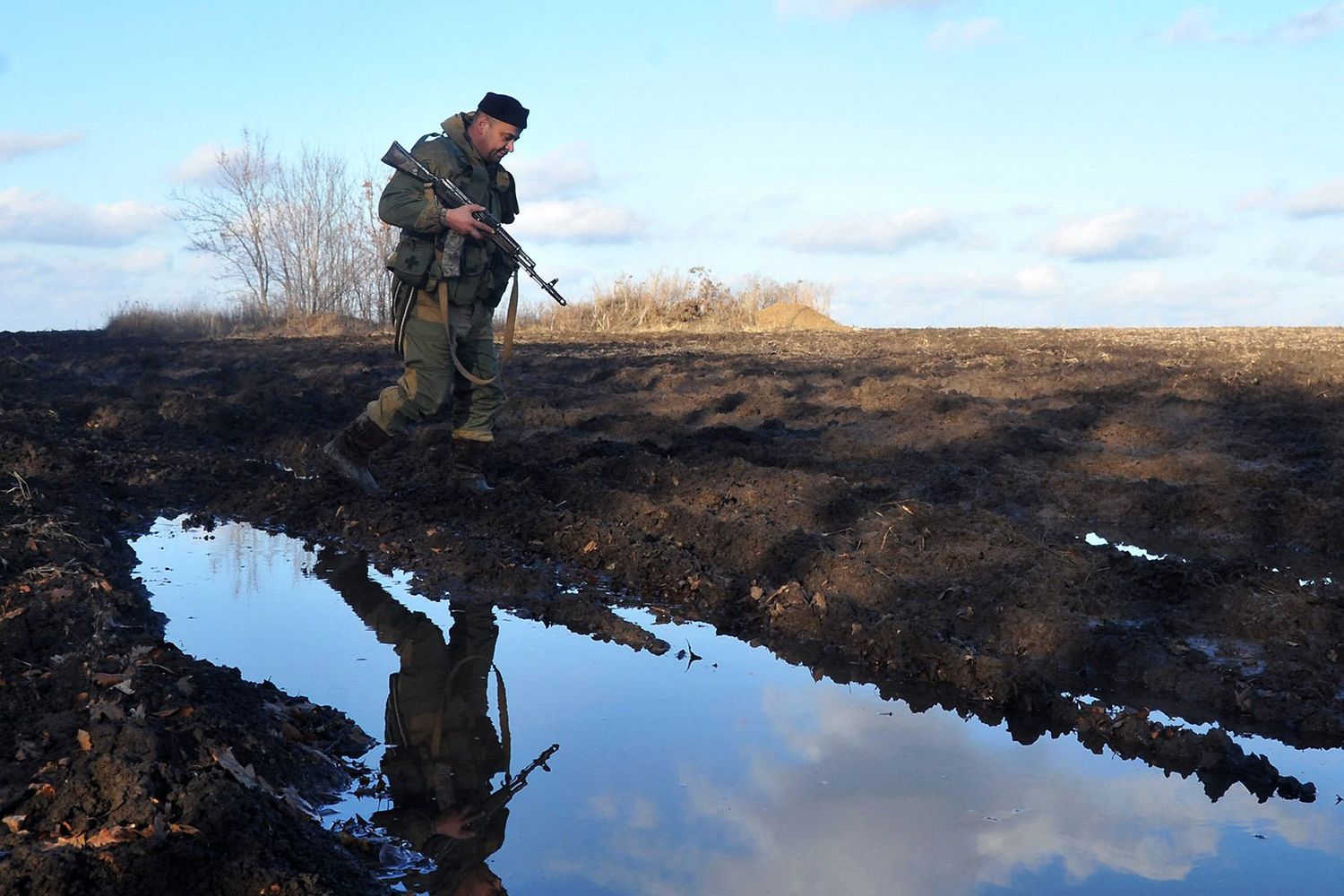 Ucraina, soldato di pattugliamento