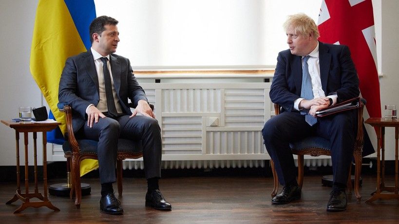 Boris Johnson e&nbsp;Volodymyr Zelensky