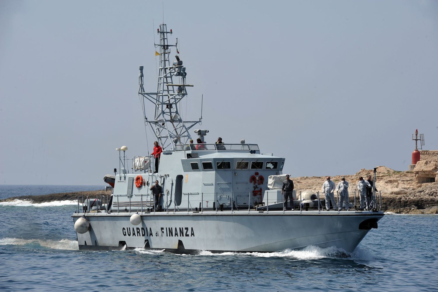 Una motovedetta della Guardia di Finanza