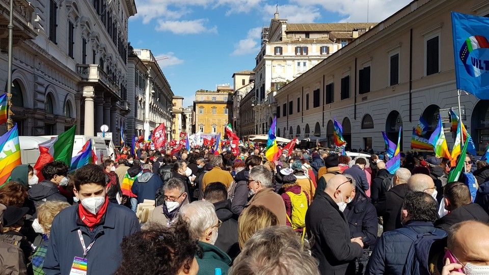 Roma, manifestazione per la pace a piazza Santissimi Apostoli&nbsp;