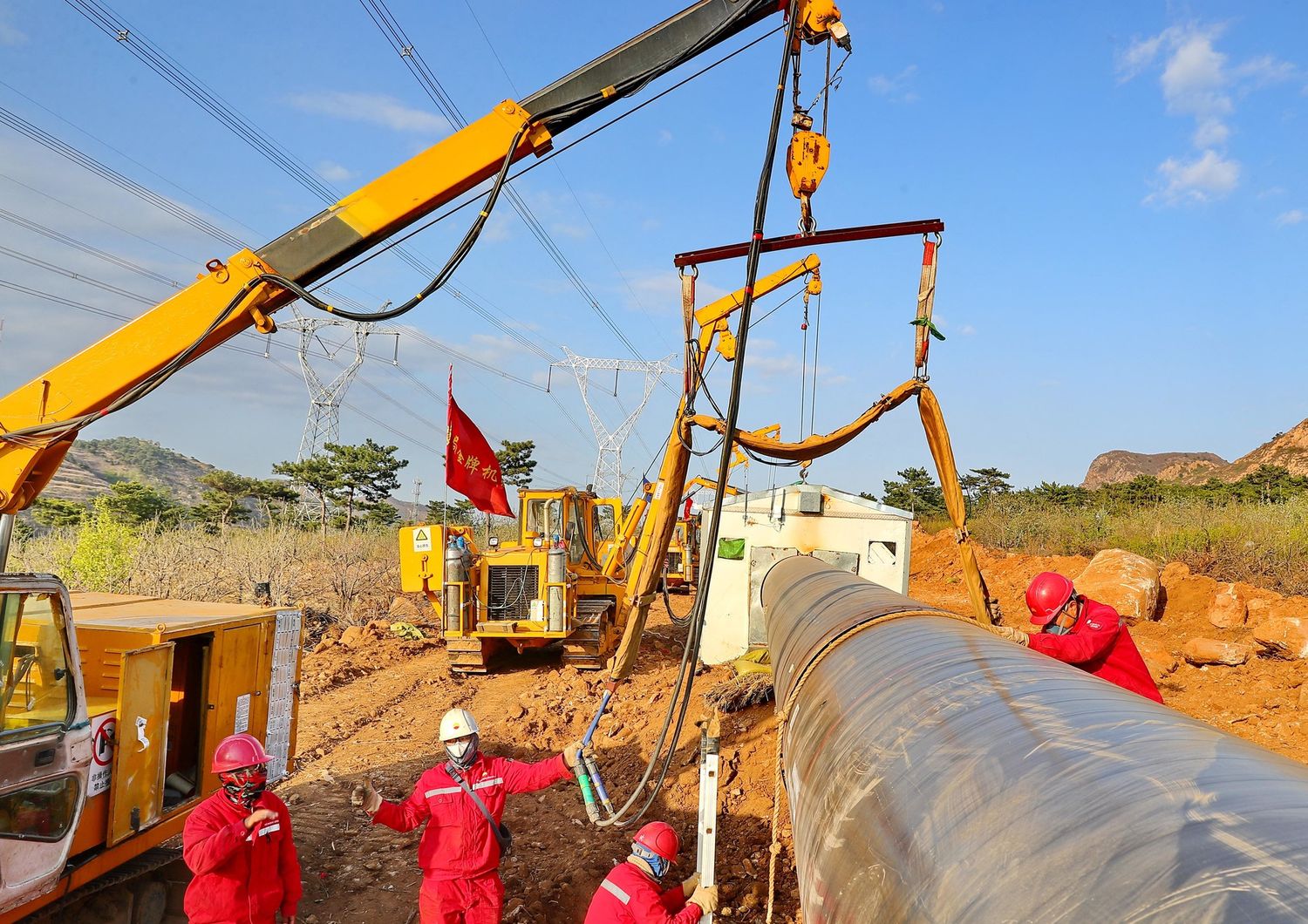 Costruzione della tubatura per il trasporto del gas Power of Siberia nella citt&agrave; di Qinhuadao in Cina&nbsp;