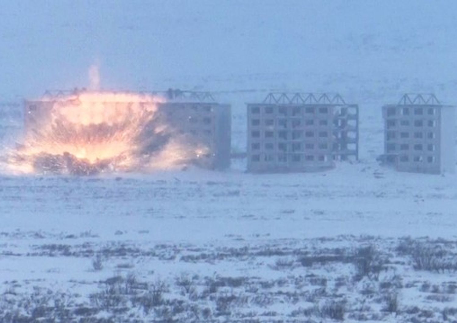 Il missile ipersonico Kinzhal colpisce un obiettivo durante un'esercitazione militare russa