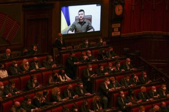 Il videointervento di Zelensky a Montecitorio