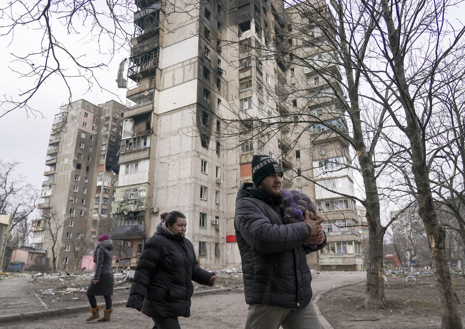 Bombardamenti a Mariupol&nbsp;