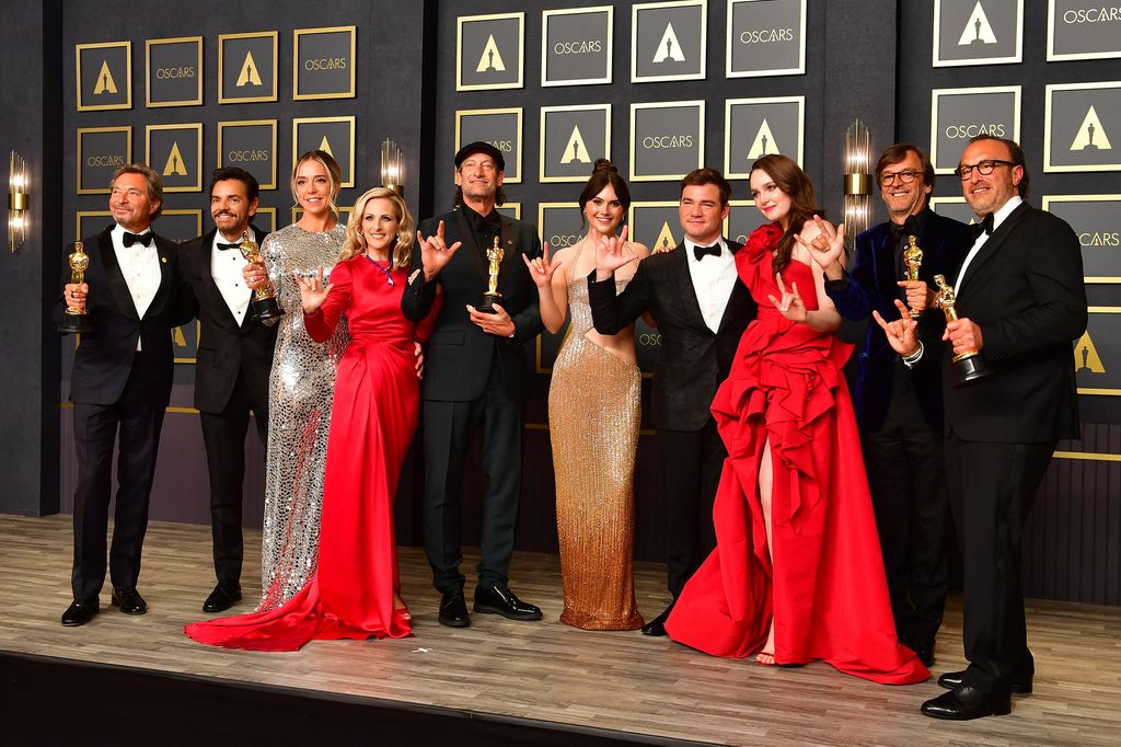 Il cast e i produttori del film Coda, vincitori dell'Oscar 2022&nbsp;
