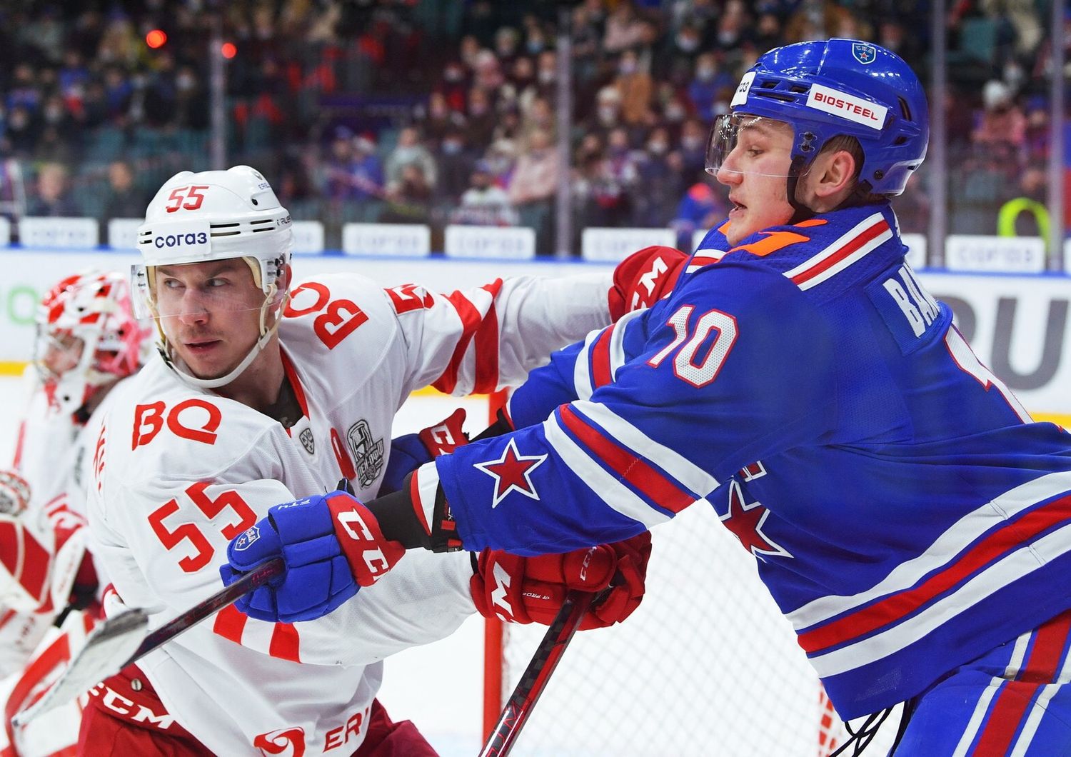 Una partita di hockey su ghiaccio