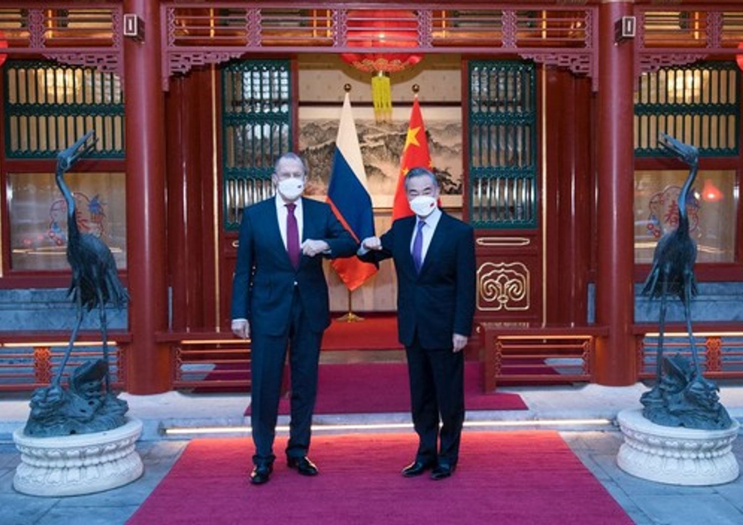 Sergei Lavrov e Wang Yi