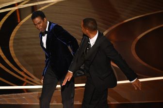 Pugno di Will Smith a Chris Rock durante gli Oscar