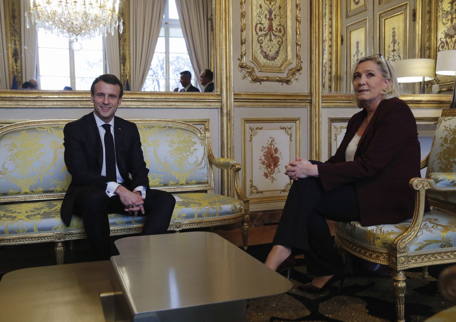 Il presidente francese Emmanuel Macron e Marine Le Pen&nbsp;