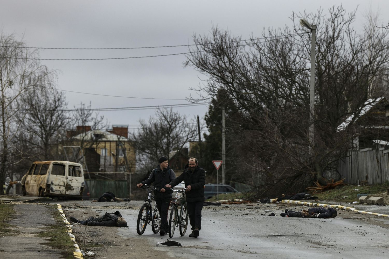 Bucha, strade sono disseminate di cadaveri&nbsp;di civili