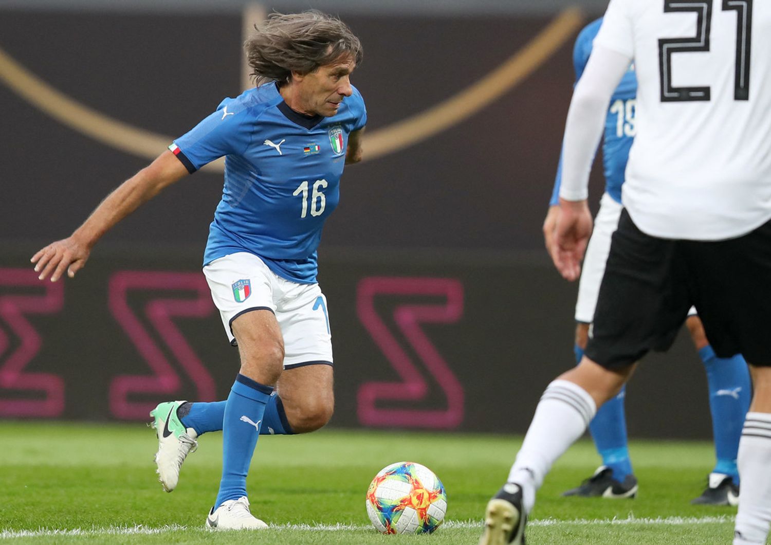 Bruno Conti durante una partita tra vecchie glorie di Italia e Germania